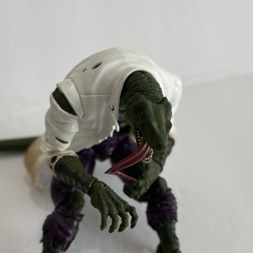 Marvel Legends Lizard BAF Figure Very Good Condition - Picture 11 of 16